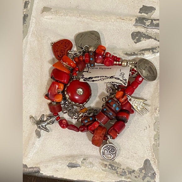 Coral Bracelet - Picture 7 of 9